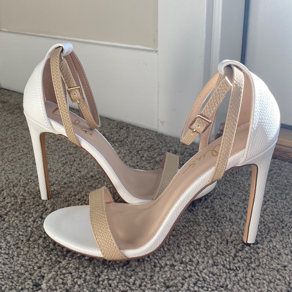 Lulu’s Ankle Strap Heels Sz 5.5 New
